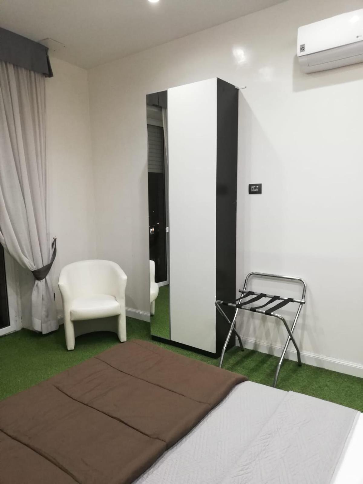 President Plaza Vip Suite Spa By Babylon Stay Neapol Exteriér fotografie