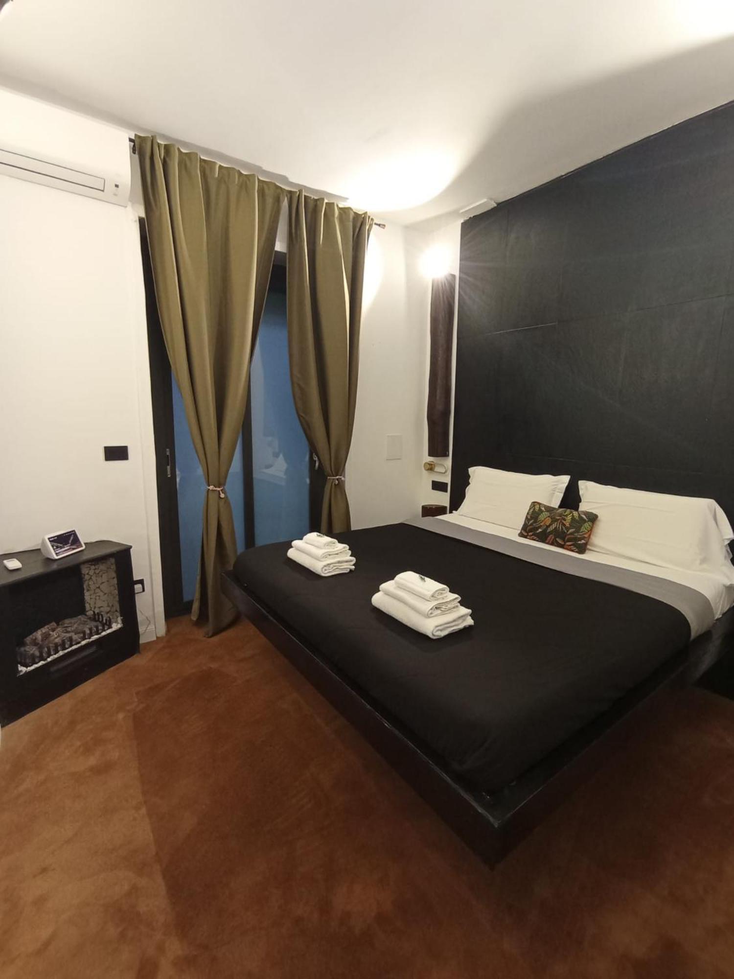 President Plaza Vip Suite Spa By Babylon Stay Neapol Exteriér fotografie
