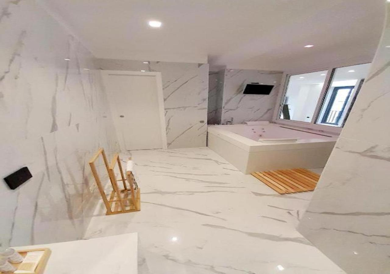 President Plaza Vip Suite Spa By Babylon Stay Neapol Exteriér fotografie