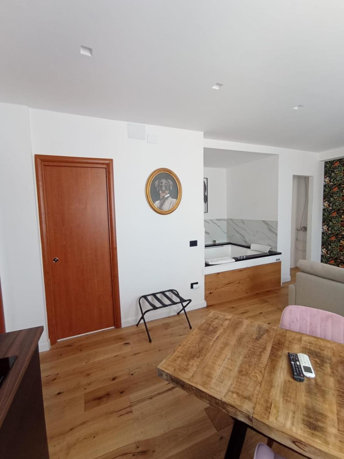 President Plaza Vip Suite Spa By Babylon Stay Neapol Exteriér fotografie