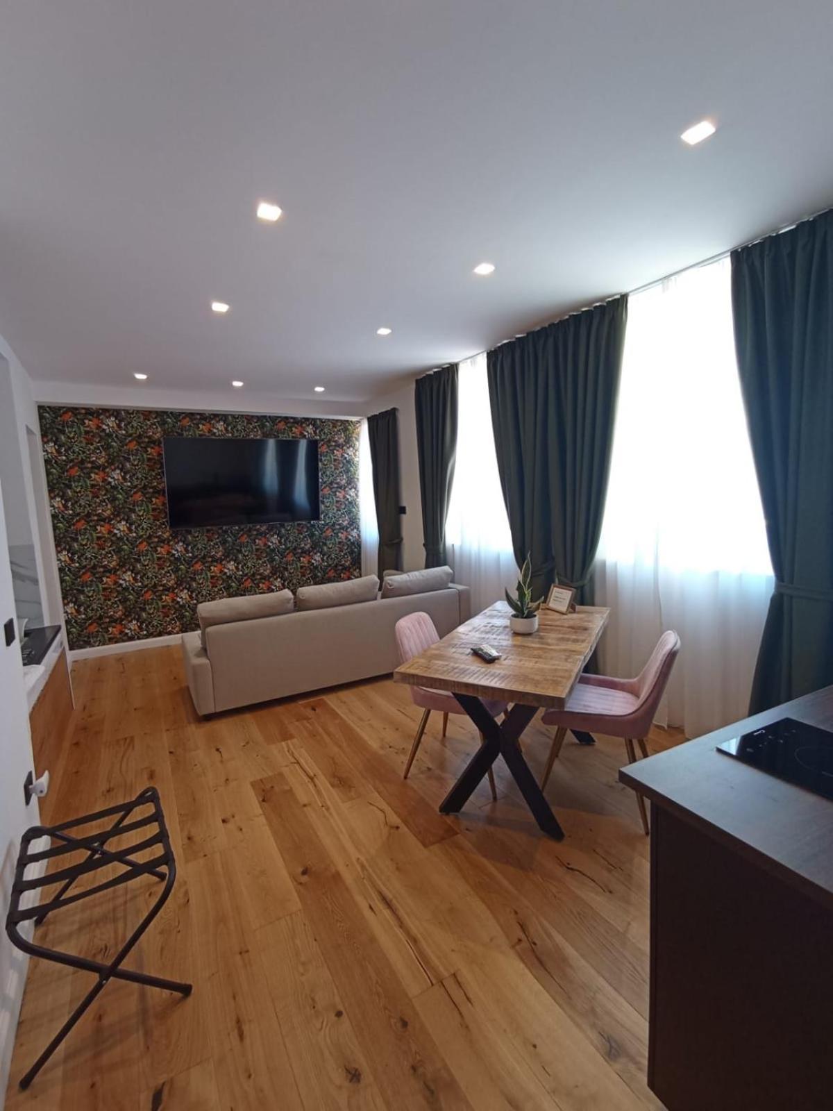 President Plaza Vip Suite Spa By Babylon Stay Neapol Exteriér fotografie